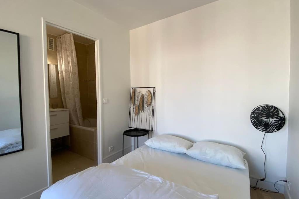 Beau Studio Cosy Et Calme - Face A La Gare De Rosny-Sous-Bois - 20Mn De Paris Et Disneyland Exterior foto